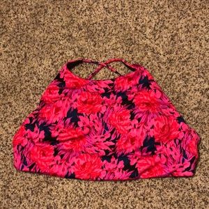 Used Victoria’s Secret wireless crisscross swim top Sz XL floral print